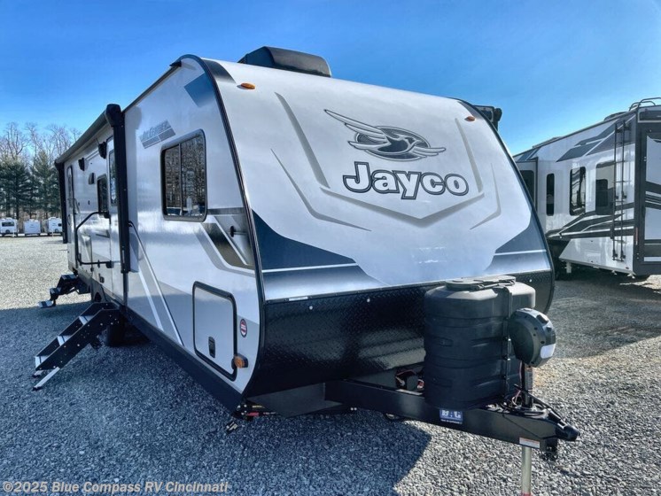 Email now about this 2025 Jayco Jay Feather 29BHB! New 2025 Jayco Jay Feather 29BHB available in Cincinnati, Ohio