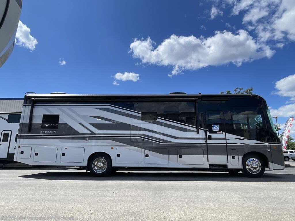 Email now about this 2026 Jayco Precept 34G! New 2026 Jayco Precept 34G available in Cincinnati, Ohio