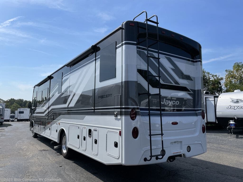 New 2026 Jayco Precept 36C available in Cincinnati, Ohio