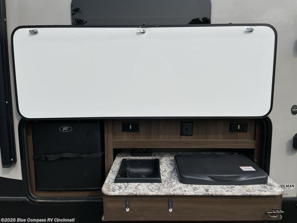 Used 2019 Keystone Laredo 292BH available in Cincinnati, Ohio