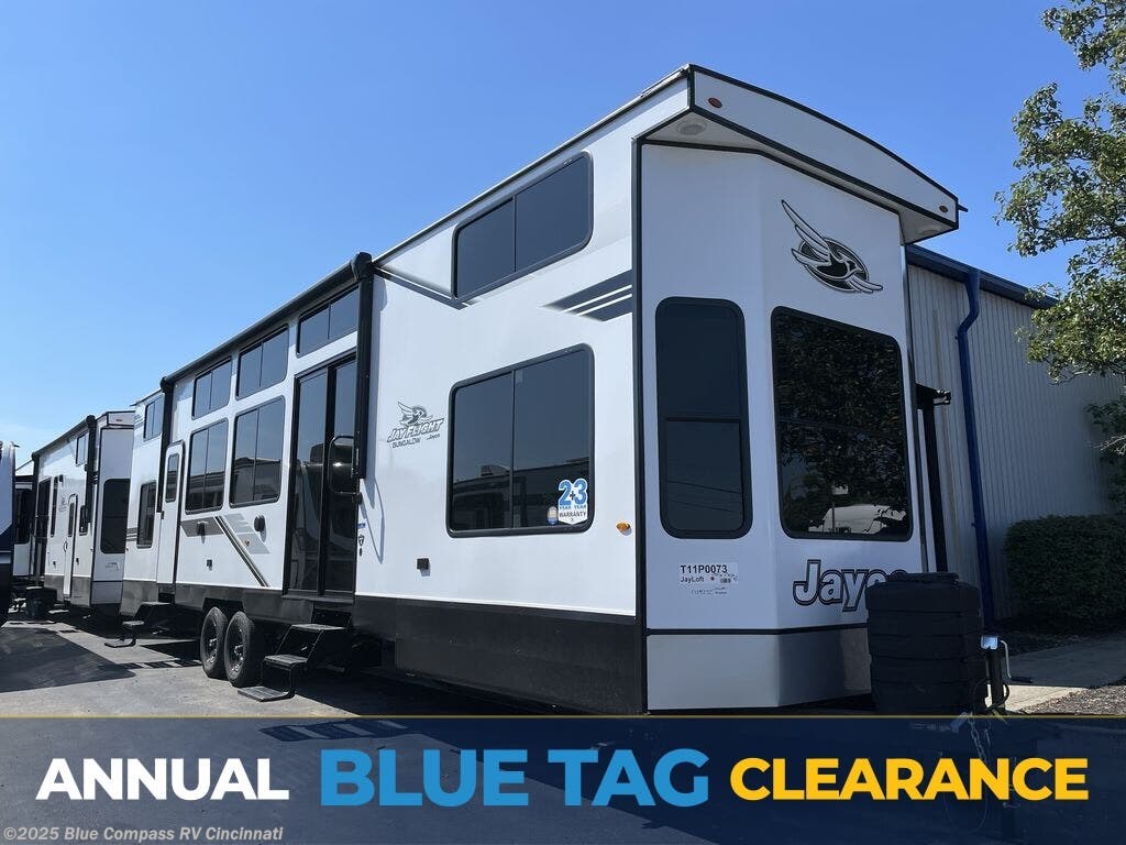 Email now about this 2026 Jayco Jay Flight Bungalow JayLoft! New 2026 Jayco Jay Flight Bungalow JayLoft available in Cincinnati, Ohio