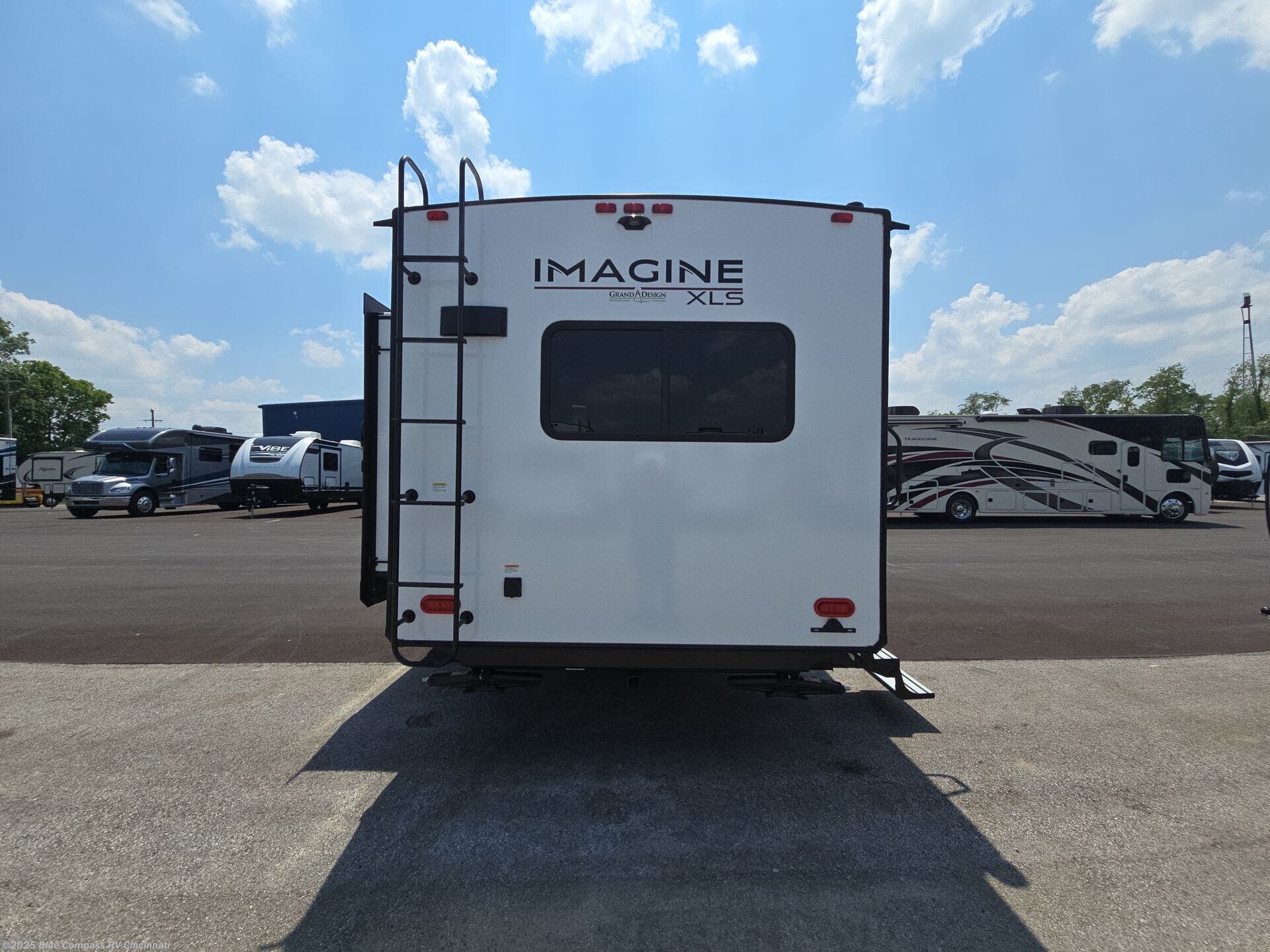 Email now about this 2026 Grand Design Imagine XLS 23LDE! New 2026 Grand Design Imagine XLS 23LDE available in Cincinnati, Ohio