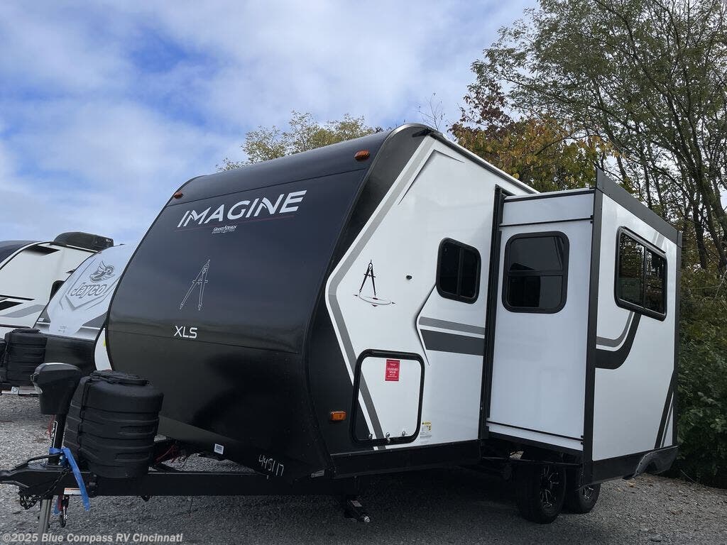 Contact us now about this 2026 Grand Design Imagine XLS 17MKE! 2026 Imagine XLS 17MKE by Grand Design from Blue Compass RV Cincinnati in Cincinnati, Ohio