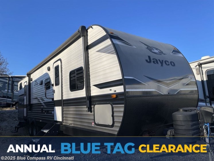 Email now about this 2023 Jayco Jay Flight SLX 8 324BDS! Used 2023 Jayco Jay Flight SLX 8 324BDS available in Cincinnati, Ohio