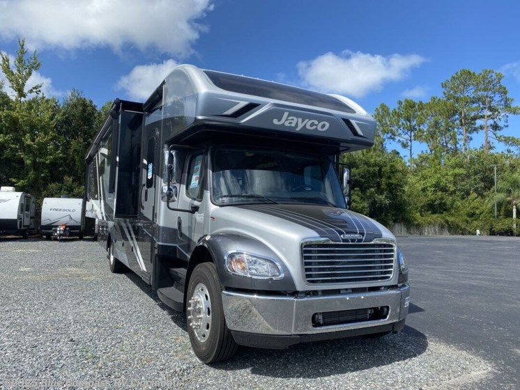 Email now about this 2026 Jayco Seneca 37M! New 2026 Jayco Seneca 37M available in Cincinnati, Ohio