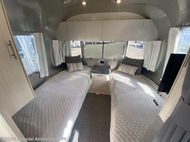 2024 Flying Cloud 30FBT Office by Airstream from Colonial Airstream & RV in Millstone Township, New Jersey