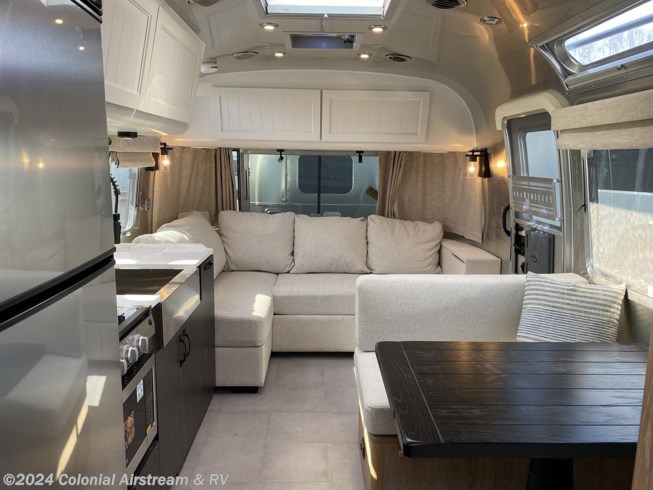 2024 Airstream Pottery Barn 28RBQ Queen - New Travel Trailer For Sale by Colonial Airstream & RV in Millstone Township, New Jersey