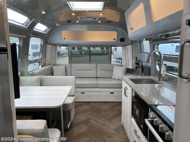 2024 Airstream International 30RBQ Queen - New Travel Trailer For Sale by Colonial Airstream & RV in Millstone Township, New Jersey