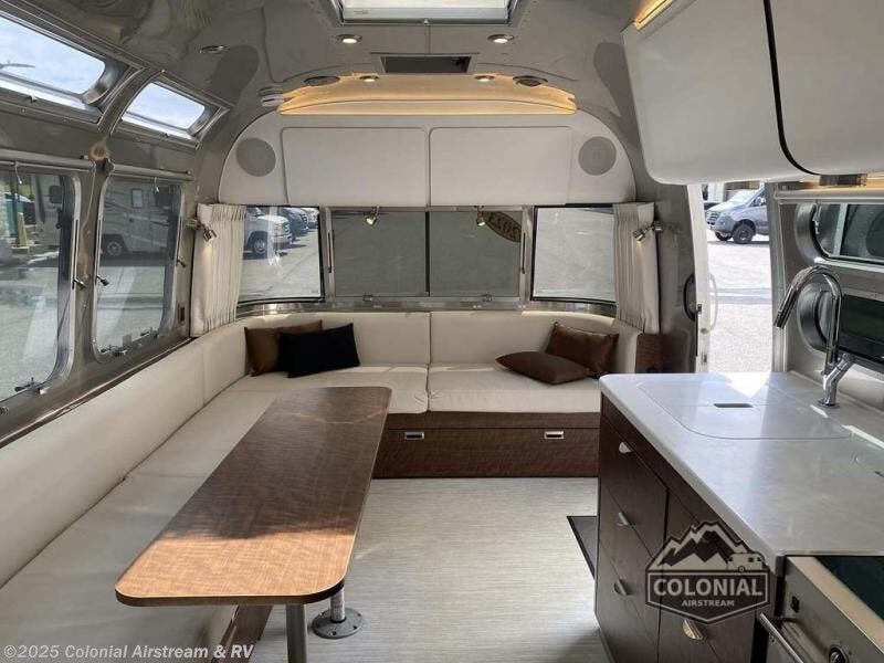 Contact us now about this 2023 Airstream Globetrotter 30RBT Twin! 2023 Globetrotter 30RBT Twin by Airstream from Colonial Airstream & RV in Millstone Township, New Jersey