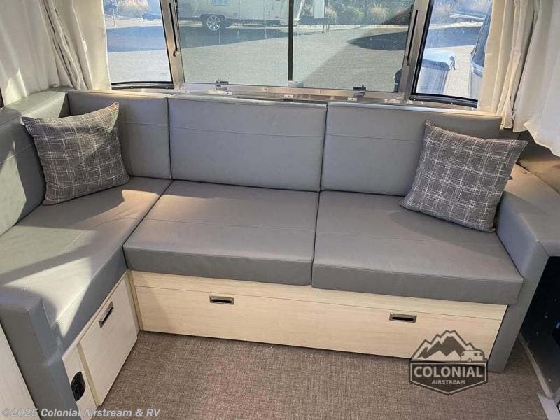New 2025 Airstream Flying Cloud 28RBQ Queen available in Millstone Township, New Jersey