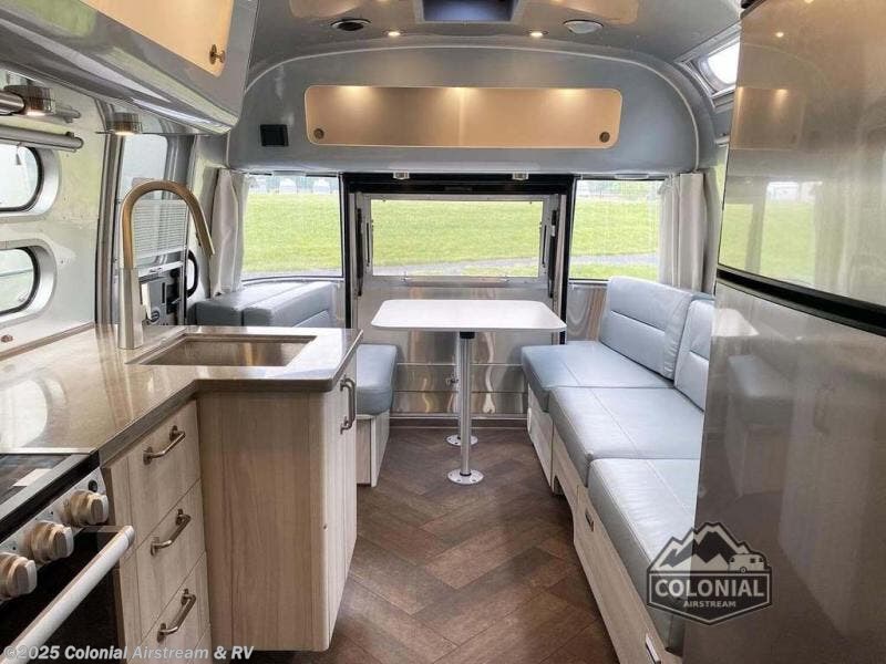 Contact us now about this 2023 Airstream International 27FBT Twin Hatch! 2023 International 27FBT Twin Hatch by Airstream from Colonial Airstream & RV in Millstone Township, New Jersey
