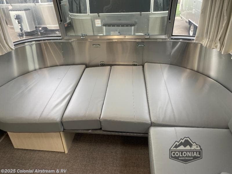 New 2025 Airstream Flying Cloud 27FBQ Queen available in Millstone Township, New Jersey