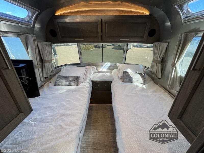 Contact us now about this 2026 Airstream Classic 33FBT Twin! 2026 Classic 33FBT Twin by Airstream from Colonial Airstream & RV in Millstone Township, New Jersey
