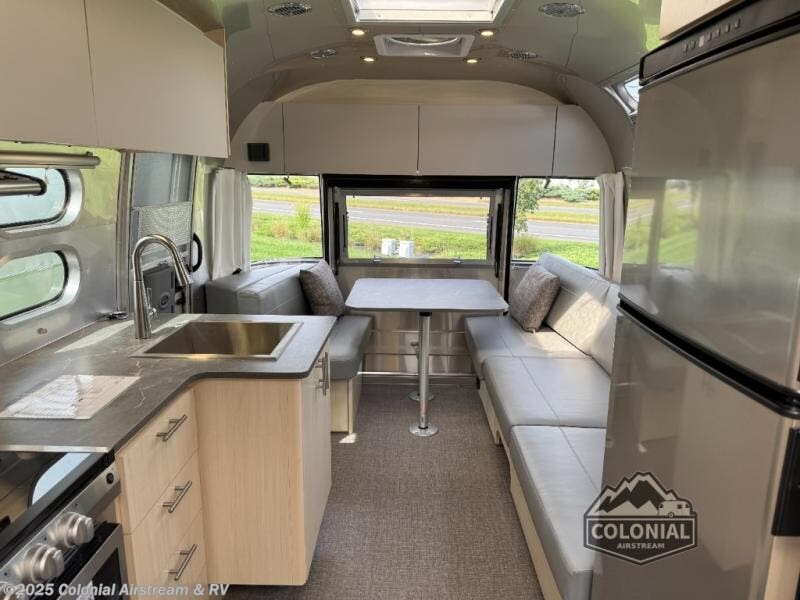 Call now about this 2026 Airstream Flying Cloud 27FBQ Queen Hatch! 2026 Airstream Flying Cloud 27FBQ Queen Hatch - New Travel Trailer For Sale by Colonial Airstream & RV in Millstone Township, New Jersey
