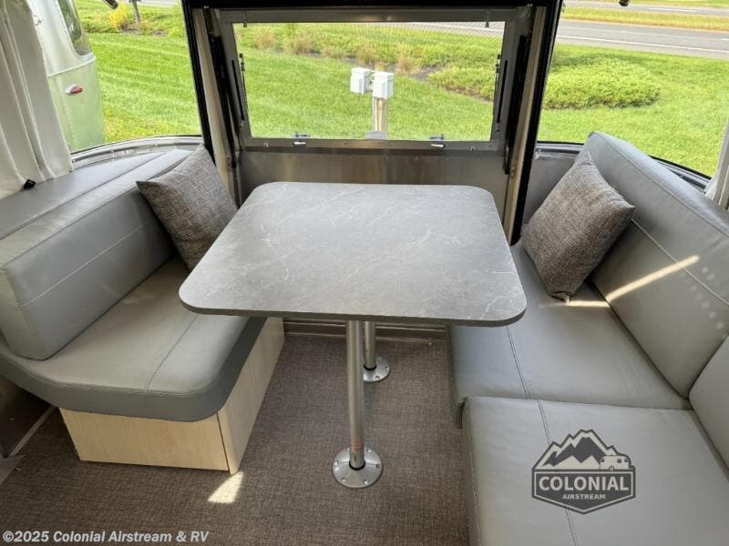 Contact us now about this 2026 Airstream Flying Cloud 27FBQ Queen Hatch! 2026 Flying Cloud 27FBQ Queen Hatch by Airstream from Colonial Airstream & RV in Millstone Township, New Jersey