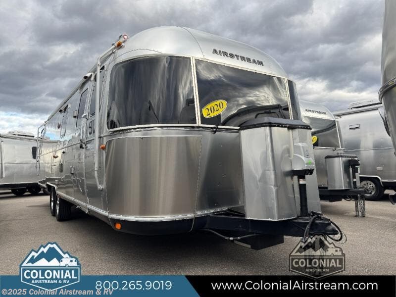 Email now about this 2020 Airstream Classic 30RBQ Queen! Used 2020 Airstream Classic 30RBQ Queen available in Millstone Township, New Jersey