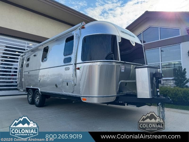 Email now about this 2026 Airstream Trade Wind 25FBT Twin Hatch! New 2026 Airstream Trade Wind 25FBT Twin Hatch available in Millstone Township, New Jersey