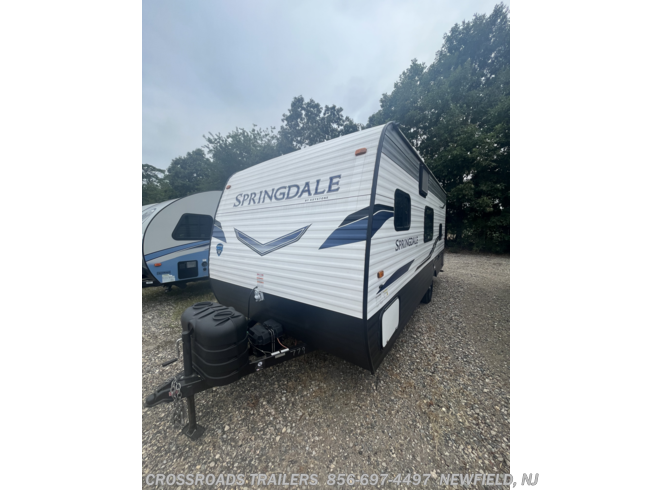 2022 Keystone Springdale Mini 1800BH - Used Travel Trailer For Sale by Crossroads Trailer Sales, Inc. in Newfield, New Jersey