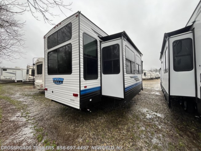 2024 Forest River Salem Grand Villa 42DL - New Destination Trailer For Sale by Crossroads Trailer Sales, Inc. in Newfield, New Jersey