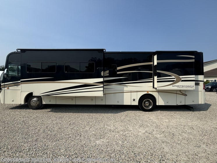 Email now about this 2013 Coachmen Cross Country Sportscoach 405FK! Used 2013 Coachmen Cross Country Sportscoach 405FK available in Newfield, New Jersey