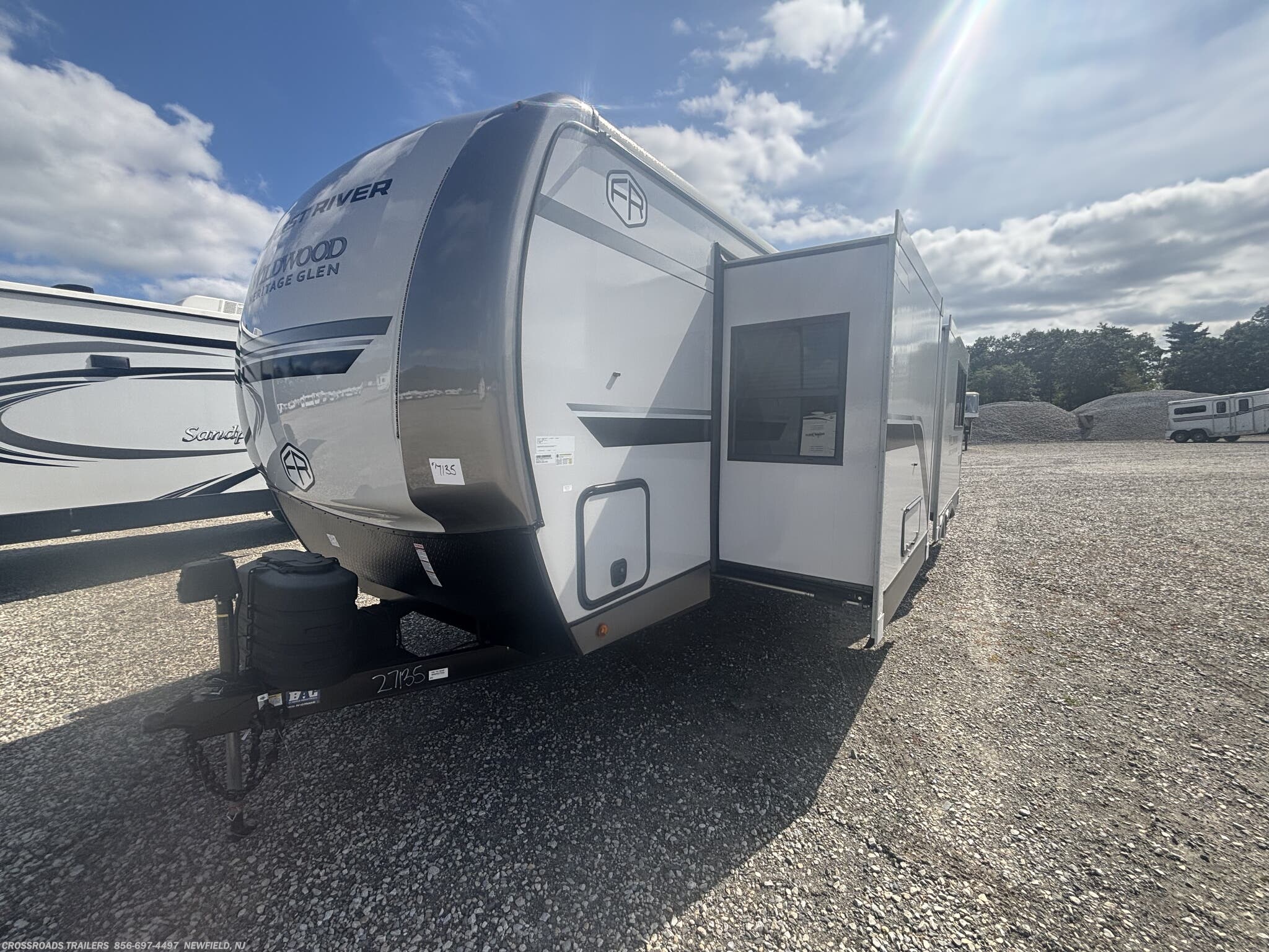 Contact us now about this 2025 Forest River Wildwood Heritage Glen 265BSRB! 2025 Wildwood Heritage Glen 265BSRB by Forest River from Crossroads Trailer Sales, Inc. in Newfield, New Jersey