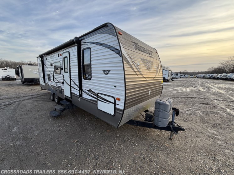 Email now about this 2014 Keystone Hideout 27DBS! Used 2014 Keystone Hideout 27DBS available in Newfield, New Jersey