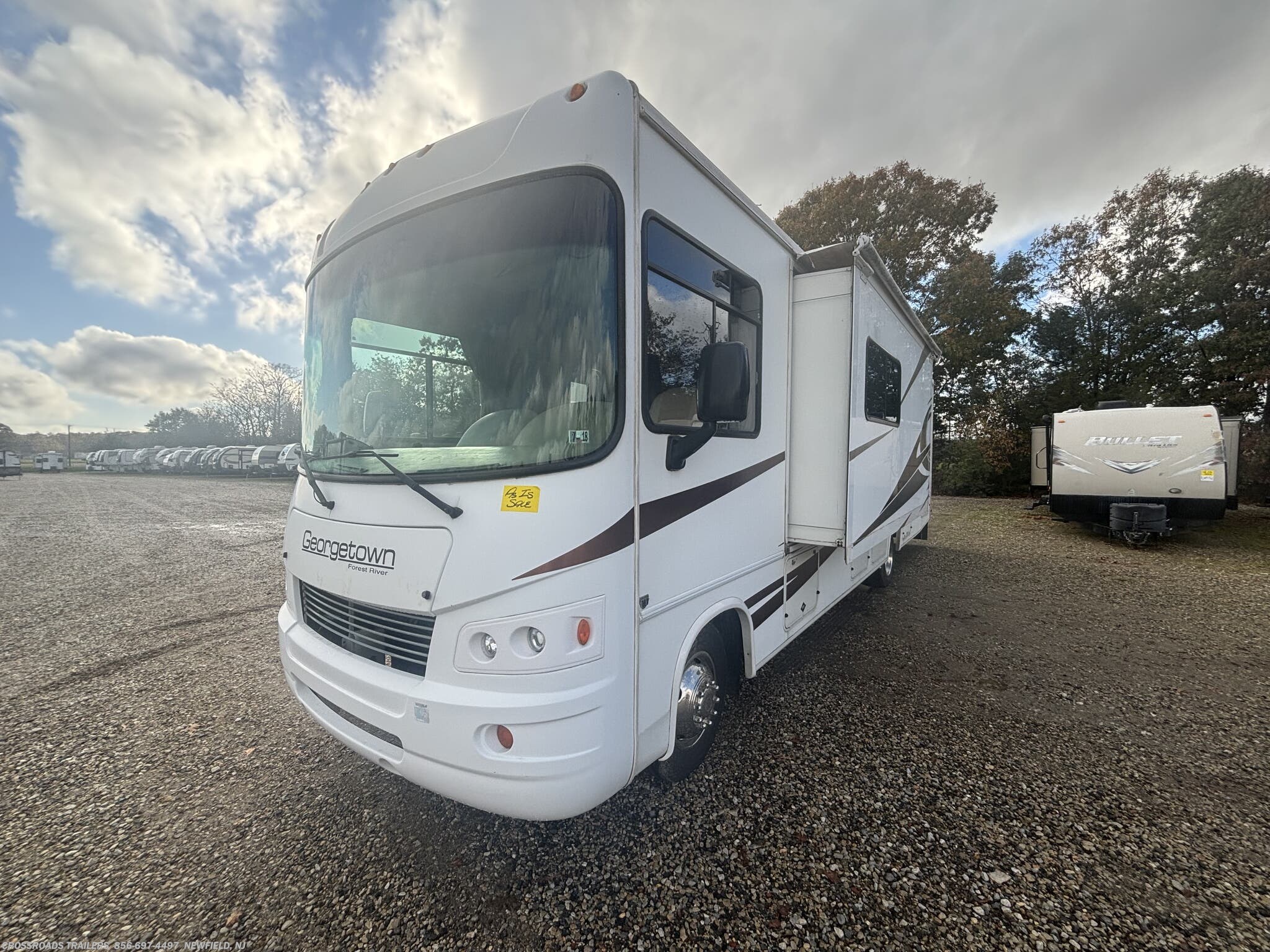 Contact us now about this 2010 Georgetown 341DS! 2010 341DS by Georgetown from Crossroads Trailer Sales, Inc. in Newfield, New Jersey