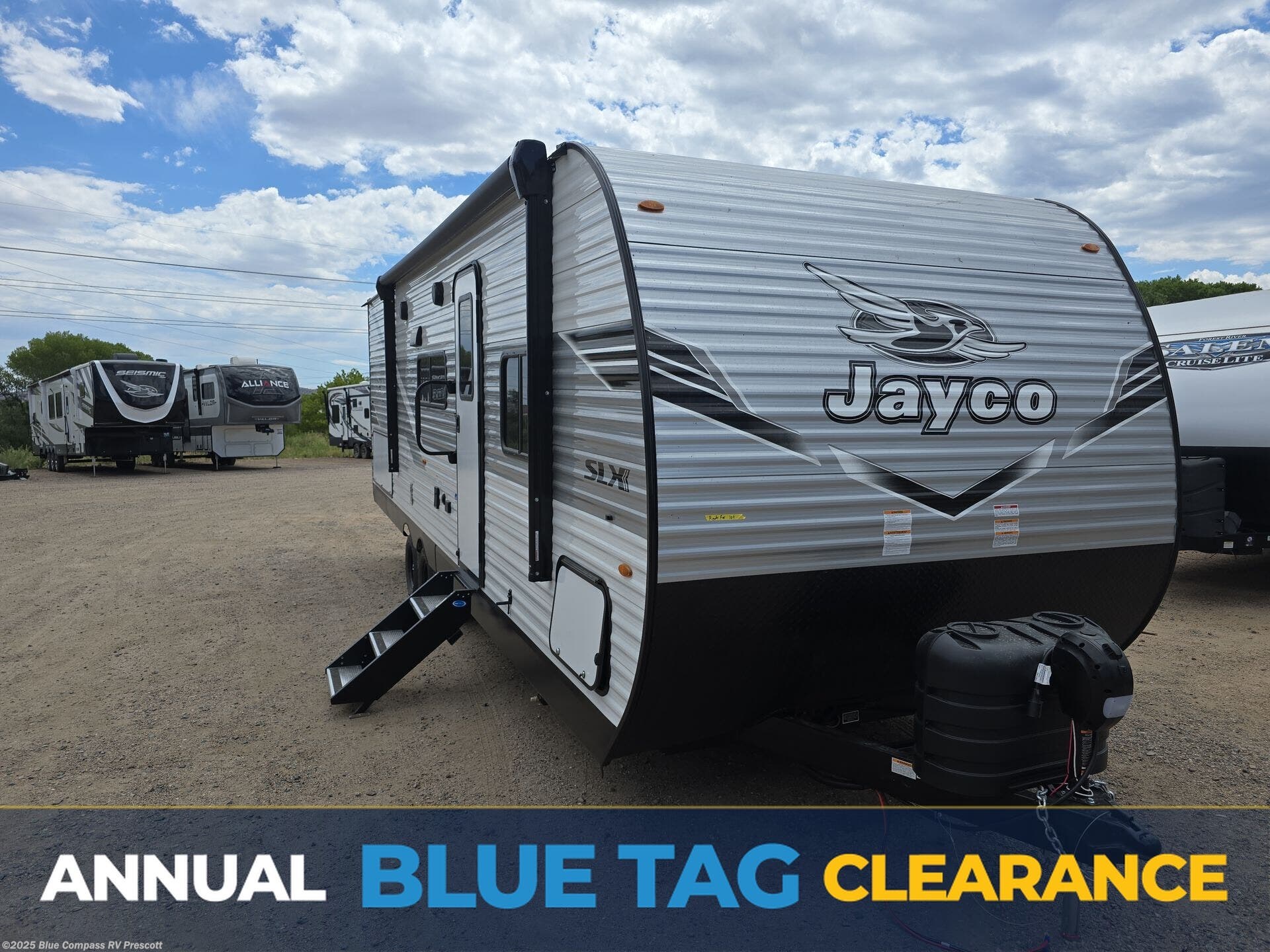 Email now about this 2026 Jayco Jay Flight SLX 261BHSW! New 2026 Jayco Jay Flight SLX 261BHSW available in Prescott, Arizona