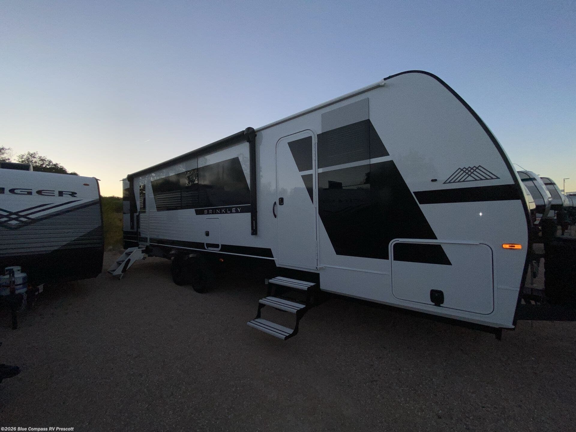 Contact us now about this 2026 Brinkley RV Model I 294! 2026 Model I 294 by Brinkley RV from Blue Compass RV Prescott in Prescott, Arizona