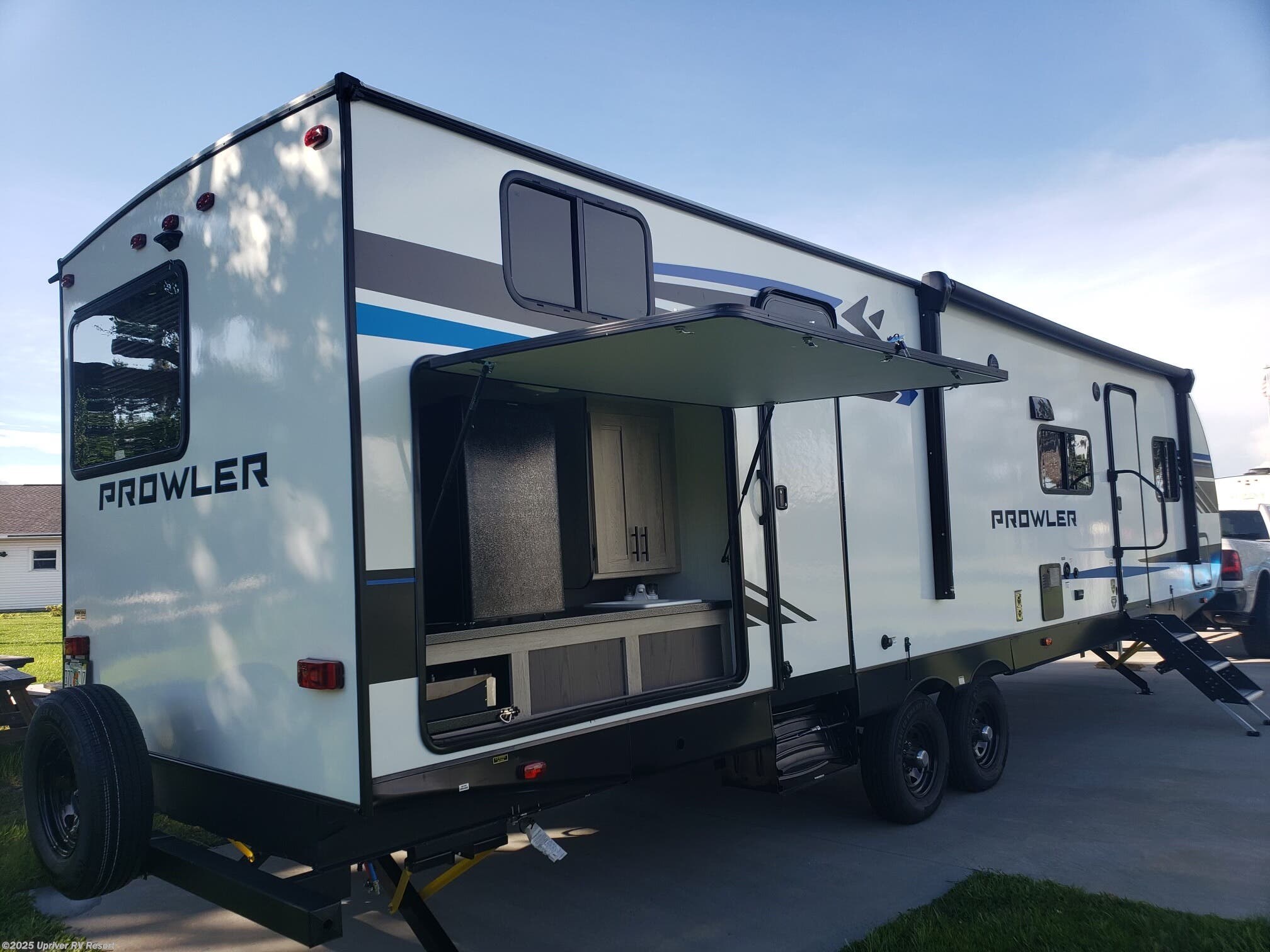 Contact us now about this 2023 Heartland Prowler 320SBH! 2023 Prowler 320SBH by Heartland from Upriver RV Resort in North Fort Myers, Florida