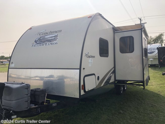 2014 Coachmen Freedom Express 233 RBS RV for Sale in Schoolcraft, MI 2014 Coachmen Freedom Express 233rbs Specs