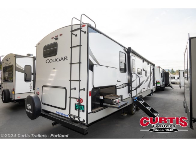 2021 Keystone Cougar Half-Ton 30BHS - Used Travel Trailer For Sale by Curtis Trailers - Portland in Portland, Oregon
