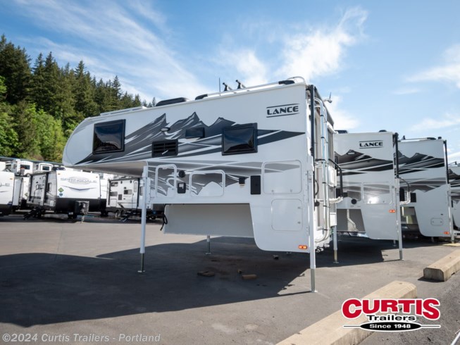 2023 825 by Lance from Curtis Trailers - Portland in Portland, Oregon