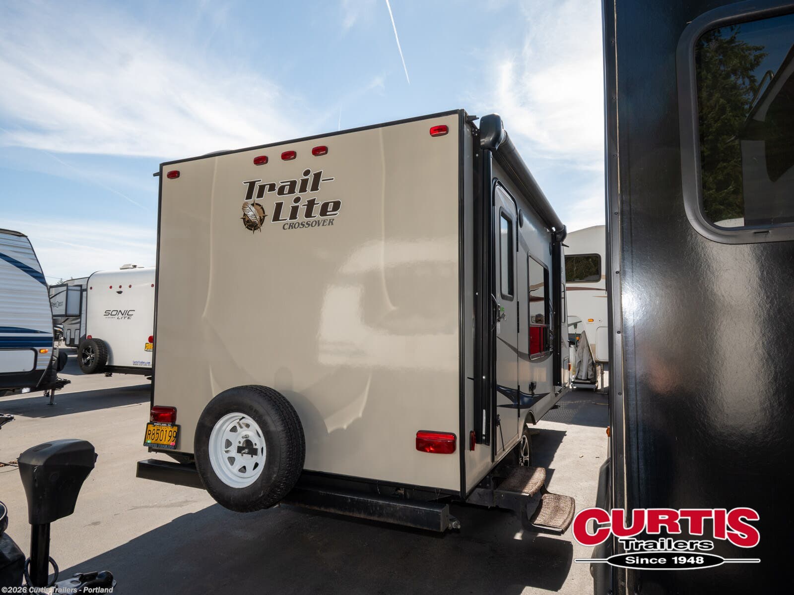 2014 R-Vision Trail-Lite Crossover 189QB #47161 - For Sale in Portland, OR