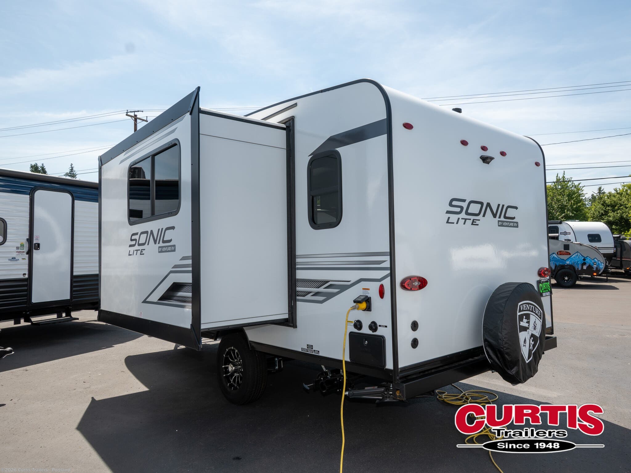 New 2025 Venture RV Sonic Lite 169vmk available in Portland, Oregon
