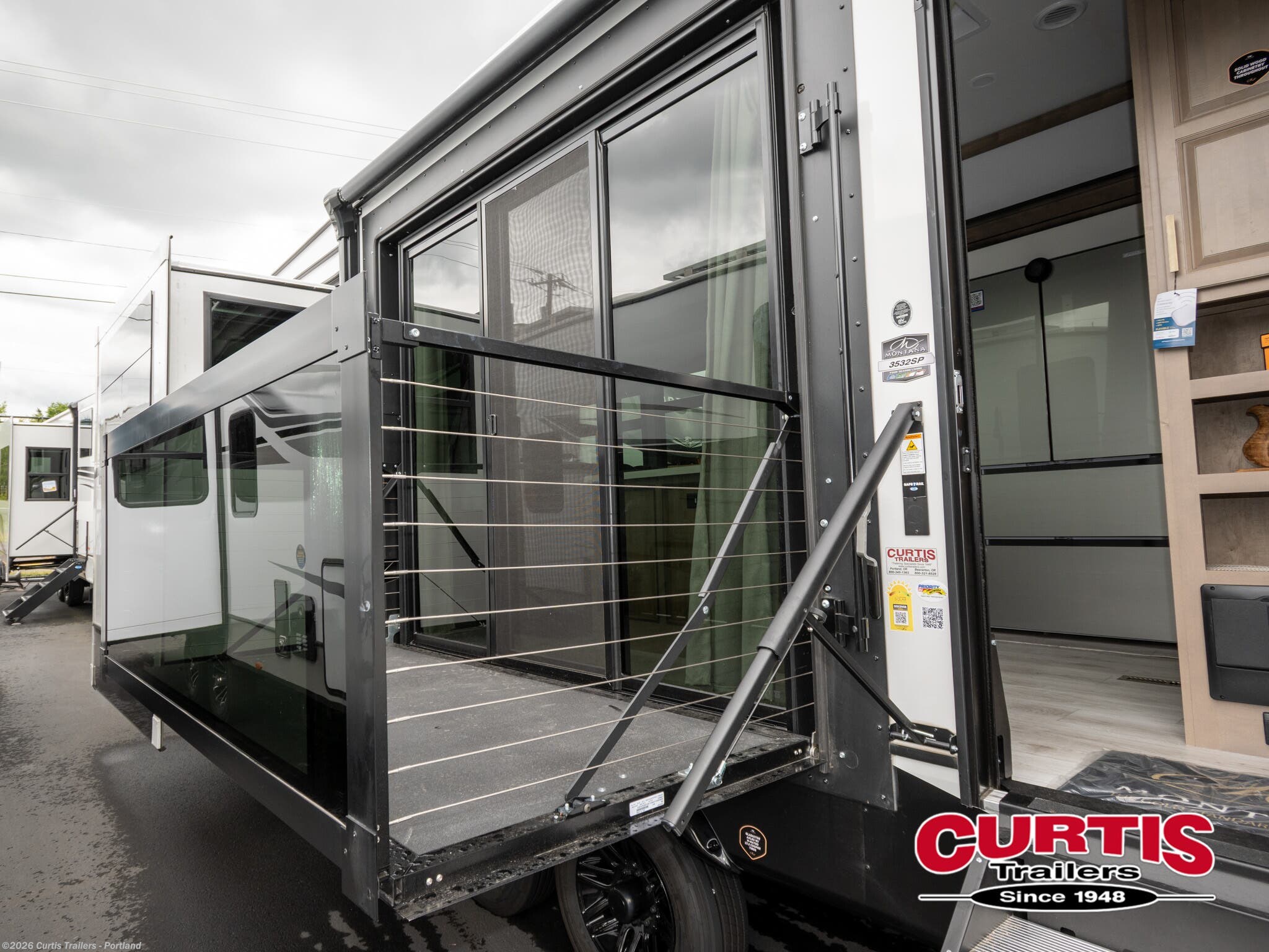 New 2025 Keystone Montana 3532SP available in Portland, Oregon