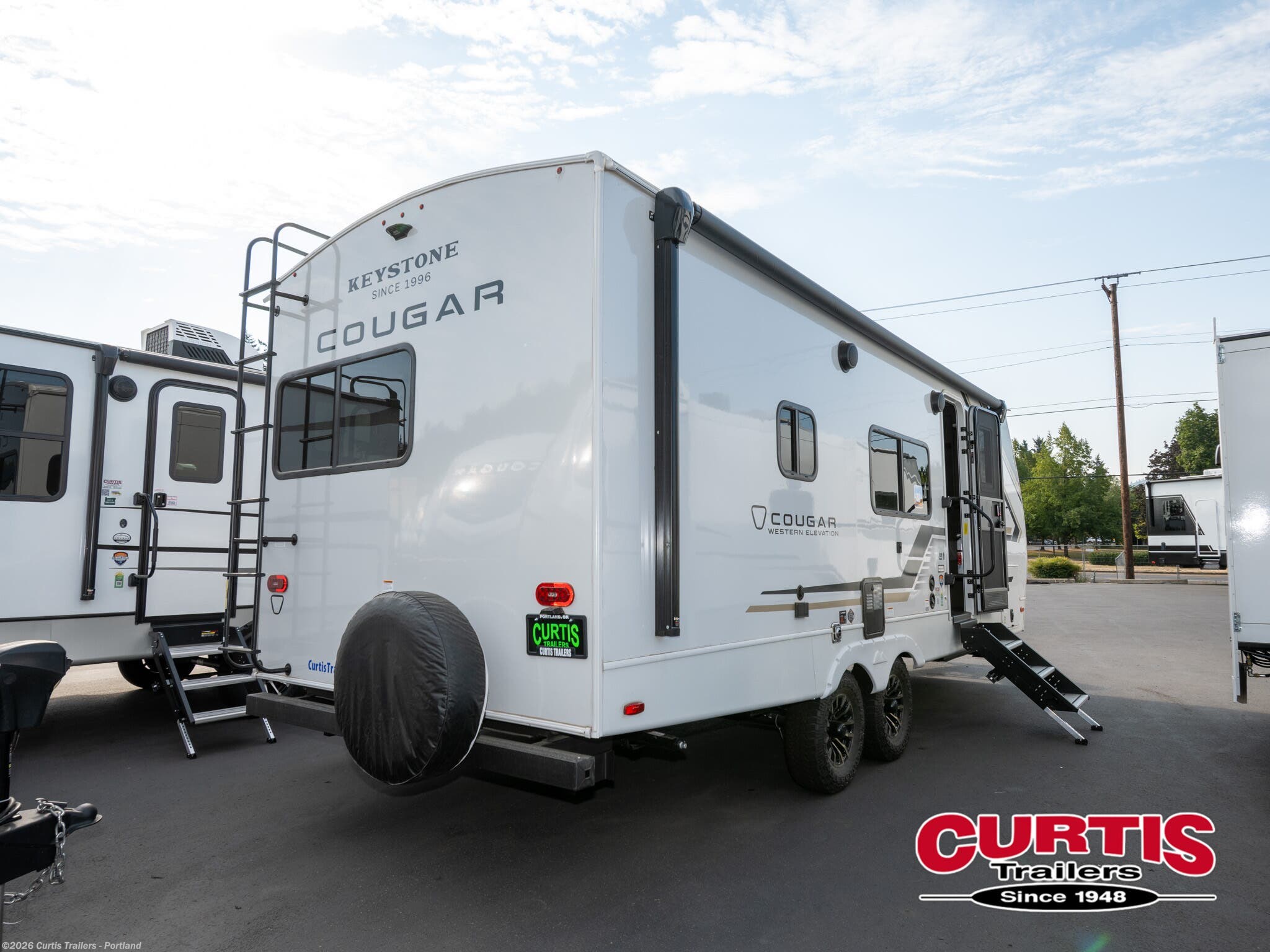 2026 Keystone Cougar Half-Ton 22mlwe - New Travel Trailer For Sale by Curtis Trailers - Portland in Portland, Oregon