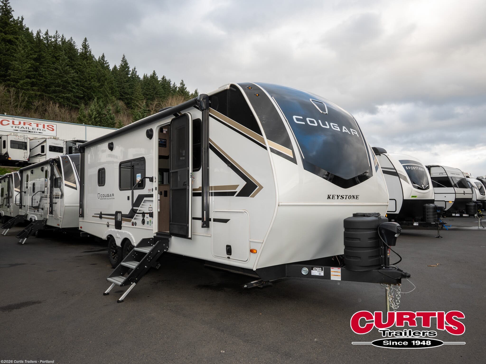 2026 Keystone Cougar Half-Ton 22mlwe - New Travel Trailer For Sale by Curtis Trailers - Portland in Portland, Oregon