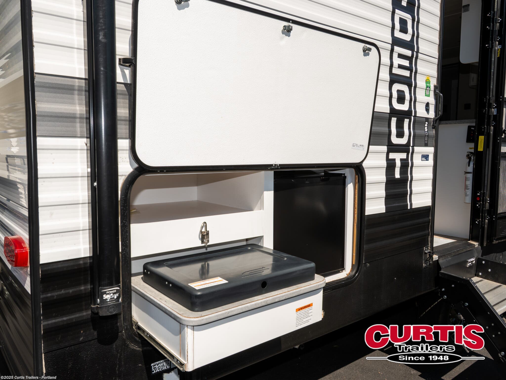 2022 Hideout 25DBWE by Keystone from Curtis Trailers - Portland in Portland, Oregon