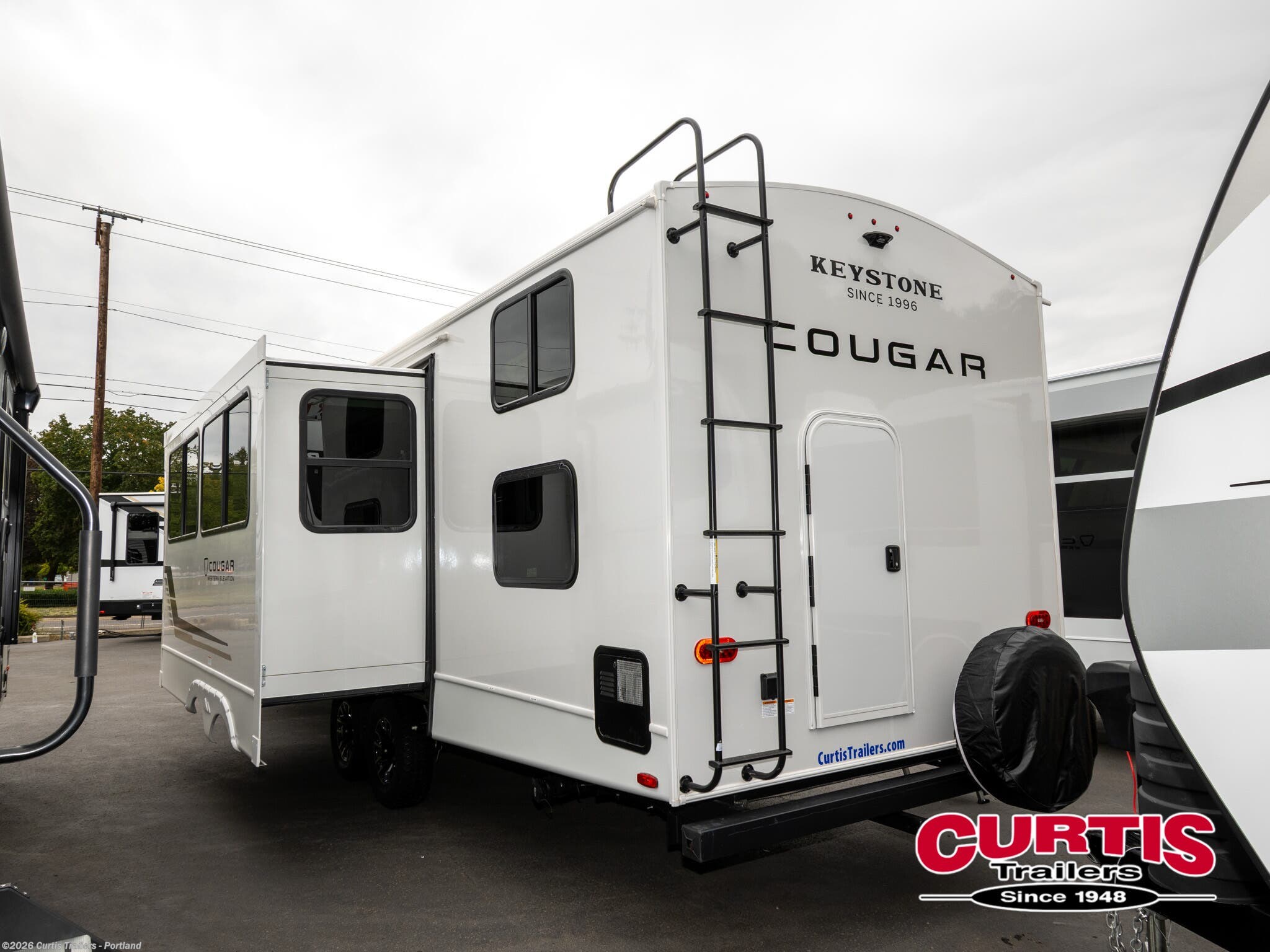 2026 Keystone Cougar Half-Ton 28bhwe - New Travel Trailer For Sale by Curtis Trailers - Portland in Portland, Oregon