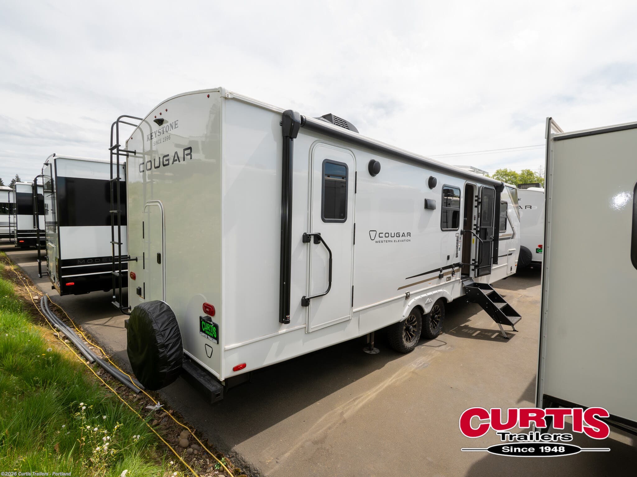 2026 Keystone Cougar Half-Ton 28bhwe - New Travel Trailer For Sale by Curtis Trailers - Portland in Portland, Oregon