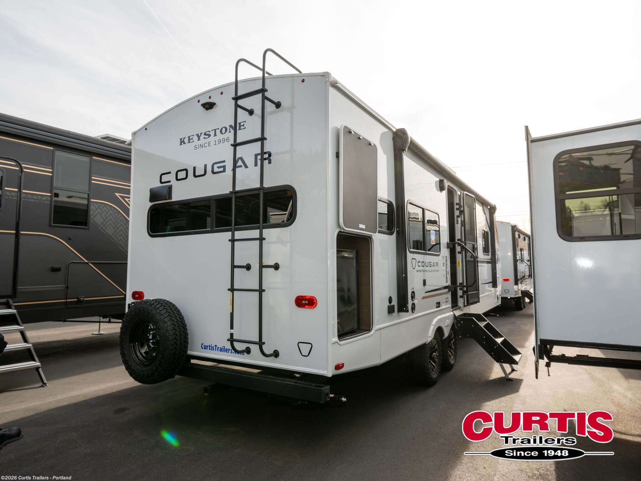2026 Keystone Cougar Half-Ton 25mlwe - New Travel Trailer For Sale by Curtis Trailers - Portland in Portland, Oregon