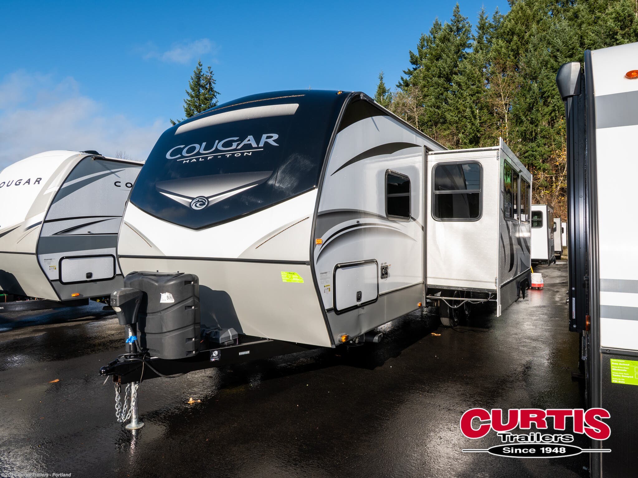 Used 2021 Keystone Cougar Half-Ton 26RBSWE available in Portland, Oregon
