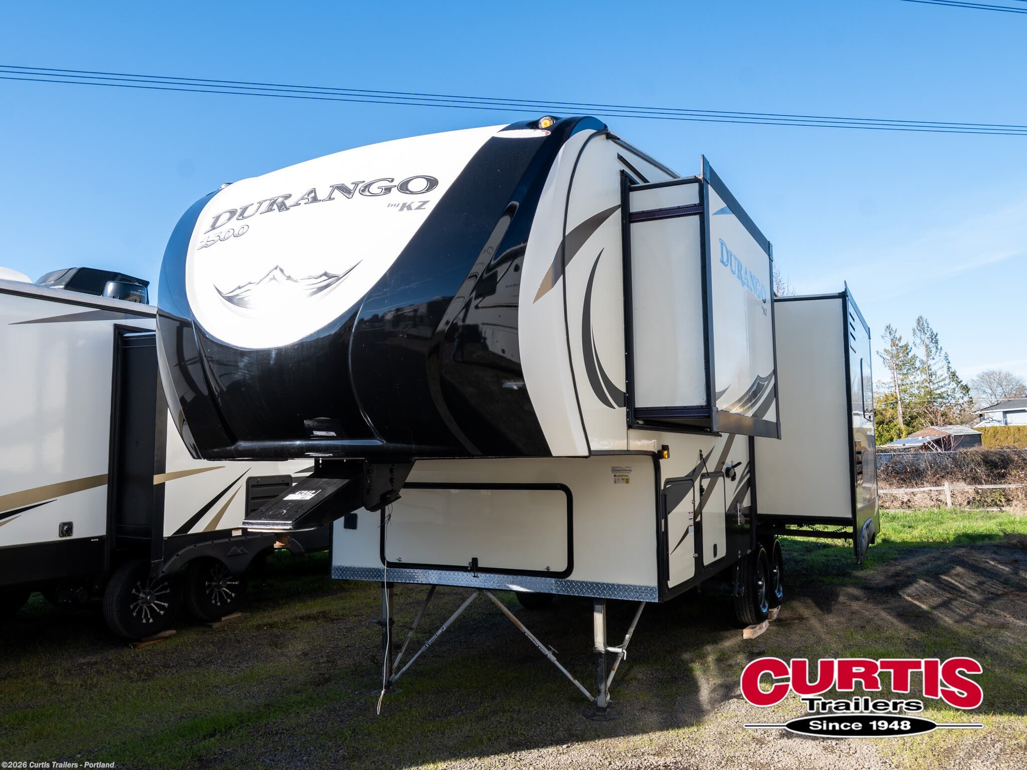 2024 Range Lite 233ML by Highland Ridge from Curtis Trailers - Portland in Portland, Oregon