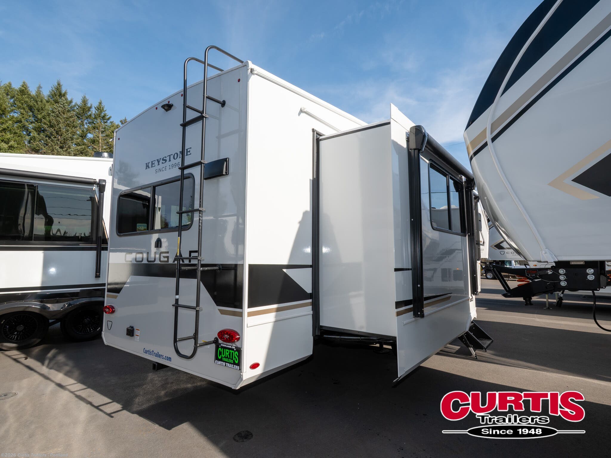 2026 Cougar Half-Ton 29mbd by Keystone from Curtis Trailers - Portland in Portland, Oregon