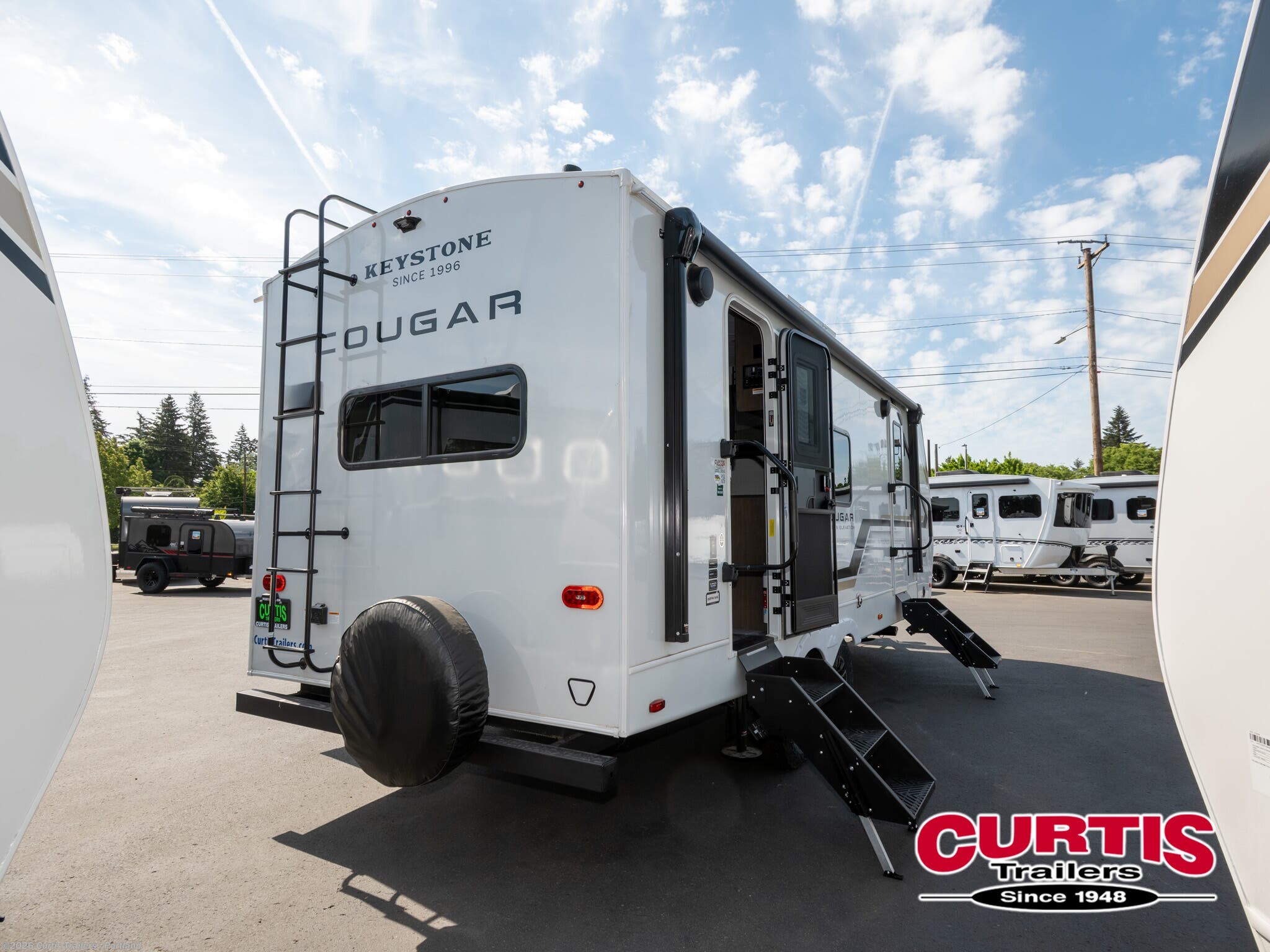 2026 Keystone Cougar Half-Ton 22rkwe - New Travel Trailer For Sale by Curtis Trailers - Portland in Portland, Oregon