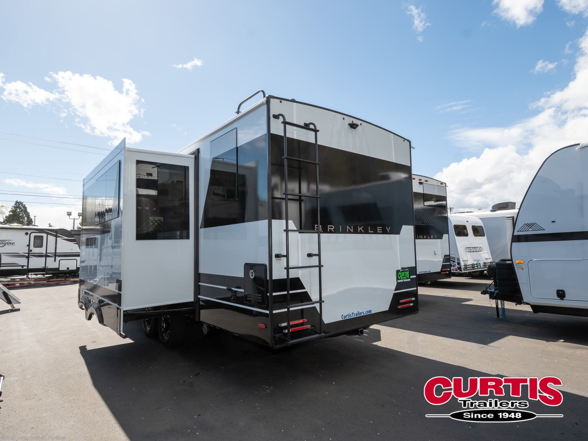 2026 Model I 265 by Brinkley RV from Curtis Trailers - Portland in Portland, Oregon