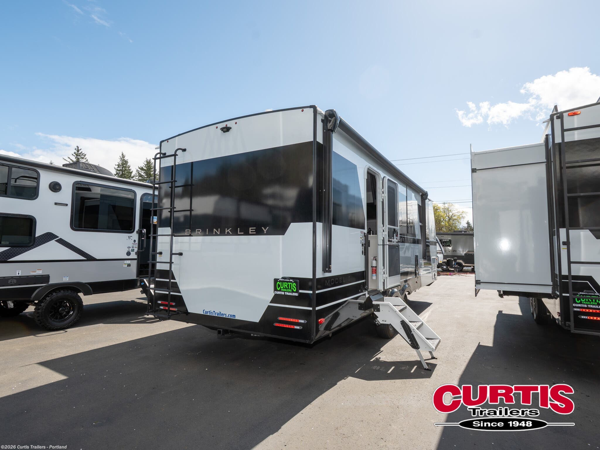 2026 Brinkley RV Model I 265 - New Travel Trailer For Sale by Curtis Trailers - Portland in Portland, Oregon