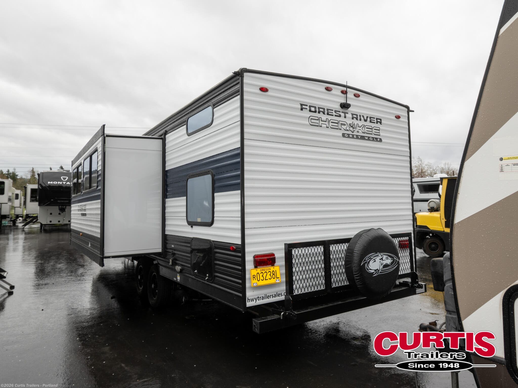 2026 Forest River Cherokee Grey Wolf 26DBH - Used Travel Trailer For Sale by Curtis Trailers - Portland in Portland, Oregon