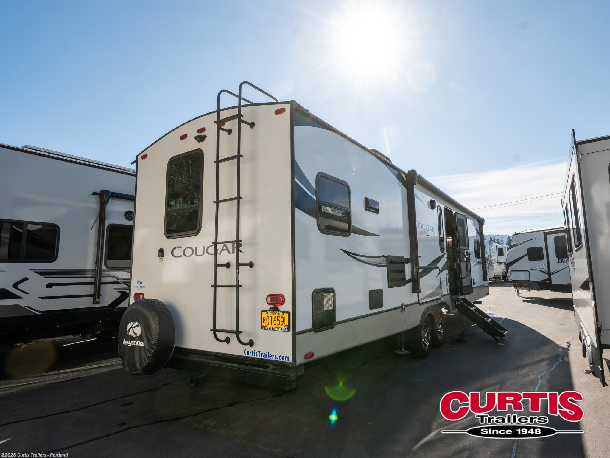 2021 Keystone Cougar 30RKDWE - Used Travel Trailer For Sale by Curtis Trailers - Portland in Portland, Oregon